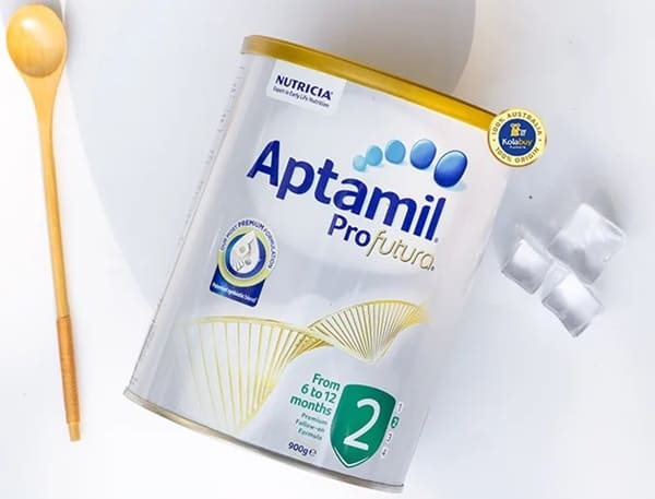Đối tượng sử dụng Sữa bột Aptamil Pro số 2 cho trẻ từ 6-12 tháng tuổi Aptamil Profutura Follow On 900g