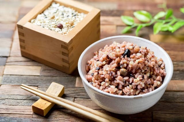 Ăn gạo lứt có giúp giảm cân không