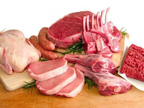 Người mắc bệnh tiểu đường type 2 nên hạn chế tiêu thụ thịt chứa nhiều chất béo